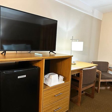 Sidney James Mountain Lodge Gatlinburg Esterno foto
