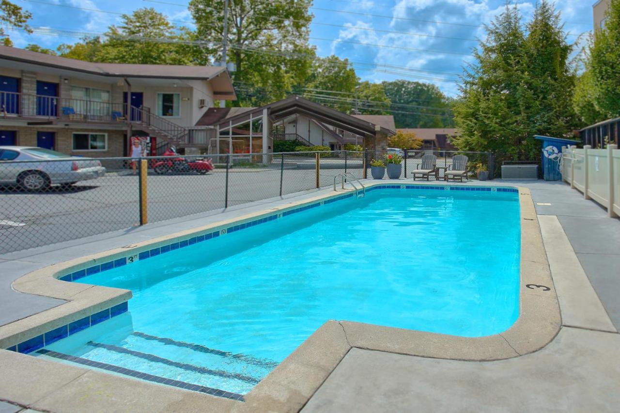Sidney James Mountain Lodge Gatlinburg Esterno foto